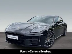 Grau Neu 2025 Porsche Panamera Limousine | 140.739 € (Teuer)