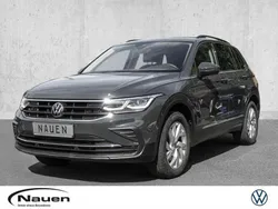 Grau Gebraucht 2023 VW Tiguan Life SUV | 28.650 € (Guter Preis)