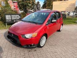 Rot Gebraucht 2009 Mitsubishi Colt Limousine | 2.999 € (Etwas zu teuer)