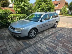 Silber Gebraucht 2001 Ford Mondeo Kombi | 599 €