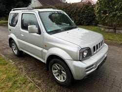 Silber Gebraucht 2011 Suzuki Jimny Style SUV | 8.800 € (Superpreis)