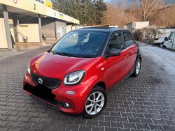 Rot Gebraucht 2018 Smart ForFour Kleinwagen | 10.500 € (Fairer Preis)
