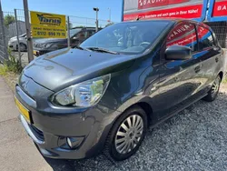 Grau Gebraucht 2014 Mitsubishi Space Star Limousine | 4.990 € (Fairer Preis)