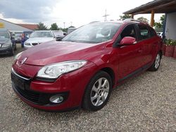 Rot Gebraucht 2012 Renault Mégane III Expression Limousine | 2.800 € (Superpreis)