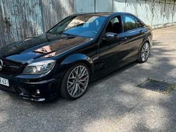 Schwarz Gebraucht 2010 Mercedes C63 AMG AMG Limousine | 32.900 €