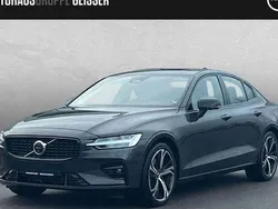 Platinum grey Gebraucht 2023 Volvo S60 Ultimate Limousine | 37.750 € (Fairer Preis)