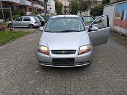 Silber Gebraucht 2007 Chevrolet 2500 Kleinwagen | 200 €