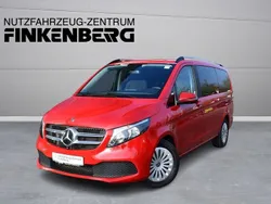 Rot Gebraucht 2020 Mercedes V250 Van / Kleinbus | 49.980 € (Fairer Preis)