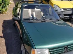 Grün Gebraucht 1991 Peugeot 205 Roland Garros Cabrio | 6.550 €