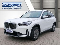 Alpinweiss iii Neu 2025 BMW iX1 SUV | 52.970 € (Teuer)