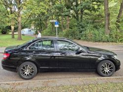 Schwarz Gebraucht 2007 Mercedes C230 Limousine | 4.900 € (Guter Preis)