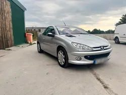 Silber Gebraucht 2003 Peugeot 206 CC Cabrio | 1.250 € (Fairer Preis)
