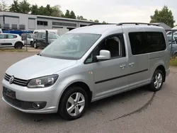 Silber Gebraucht 2012 VW Caddy Maxi Comfortline Van / Kleinbus | 7.950 €