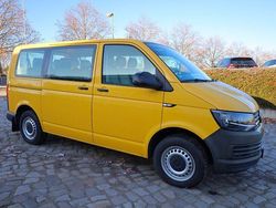 Gelb Gebraucht 2016 VW Transporter Van | 19.278 €