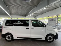 Weiß Gebraucht 2022 Opel Vivaro Van | 24.999 € (Teuer)