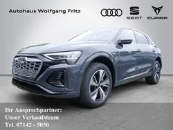 Grau Gebraucht 2023 Audi Q8 e-tron S-Line SUV | 49.390 €