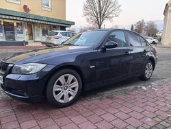 Blau Gebraucht 2006 BMW 320 Limousine | 3.450 € (Guter Preis)