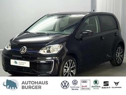 Deep black perleffekt (metallic) Gebraucht 2024 VW e-up! Edition Kleinwagen | 23.470 € (Fairer Preis)