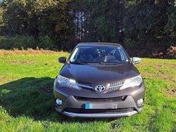Braun Gebraucht 2014 Toyota RAV4 SUV | 15.800 € (Teuer)