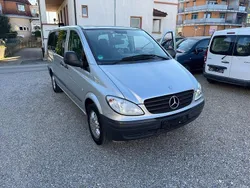 Silber Gebraucht 2005 Mercedes Viano Van / Kleinbus | 14.900 € (Etwas zu teuer)