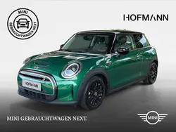 British racing green metallic Gebraucht 2022 Mini Cooper SE Classic Kleinwagen | 19.450 € (Fairer Preis)
