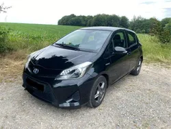Schwarz Gebraucht 2013 Toyota Yaris Life Kleinwagen | 6.500 €