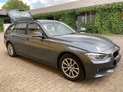 Grau Gebraucht 2014 BMW 320 Comfort Edition Kombi | 9.990 € (Guter Preis)