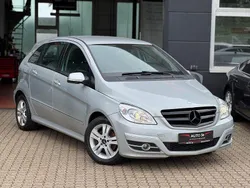 Silber Gebraucht 2008 Mercedes B200 Sport Van / Kleinbus | 4.990 € (Fairer Preis)