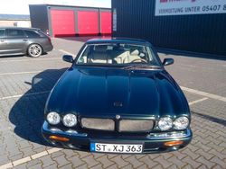 Grün Gebraucht 1999 Jaguar XJR Limousine | 15.500 € (Fairer Preis)