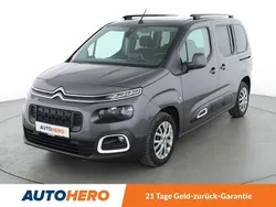 Grau Gebraucht 2020 Citroën Berlingo PureTech Van / Kleinbus | 20.910 € (Fairer Preis)