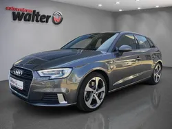 Grau Gebraucht 2017 Audi A3 Sportback S-Line Limousine | 22.990 € (Etwas zu teuer)