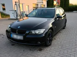 Schwarz Gebraucht 2008 BMW 320 Kombi | 5.000 € (Teuer)