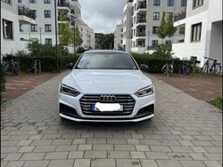 Weiß Gebraucht 2019 Audi A5 Sportback Ambiente Kleinwagen | 28.000 € (Guter Preis)
