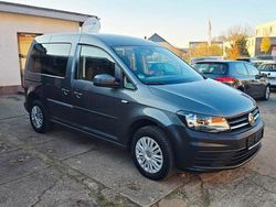 Grau Gebraucht 2016 VW Caddy Van / Kleinbus | 11.950 € (Fairer Preis)