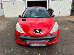 Rot Gebraucht 2010 Peugeot 206+ Kleinwagen | 600 € (Superpreis)