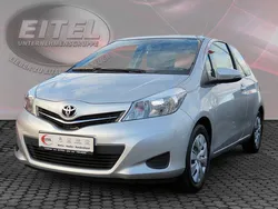 Silber metallic Gebraucht 2012 Toyota Yaris Comfort Kleinwagen | 9.990 € (Fairer Preis)