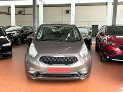 Grau Gebraucht 2018 Kia Venga Attract Kleinwagen | 11.500 € (Fairer Preis)