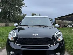 Schwarz Gebraucht 2011 Mini Cooper S Countryman SUV | 9.450 € (Fairer Preis)