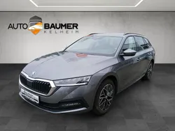 Graphit grau Gebraucht 2024 Skoda Octavia Kombi | 26.440 € (Guter Preis)