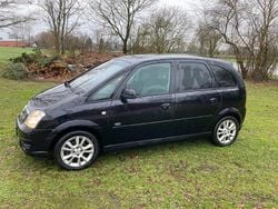 Schwarz Gebraucht 2010 Opel Meriva OPC Van / Kleinbus | 2.250 € (Guter Preis)