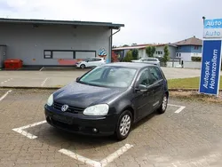 Schwarz Gebraucht 2005 VW Golf V Comfortline Limousine | 1.999 € (Superpreis)