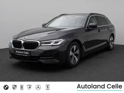 Sophistograu brillanteffekschwarz Gebraucht 2022 BMW 520 Sport Line Limousine | 27.999 € (Superpreis)