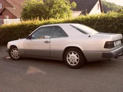 Silber Gebraucht 1988 Mercedes 230 Coupé | 2.900 €