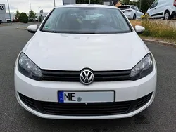 Weiß Gebraucht 2011 VW Golf VI Trendline Limousine | 4.100 € (Guter Preis)