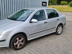 Silber metallic Gebraucht 2006 Skoda Fabia Classic Kleinwagen | 1.200 € (Superpreis)