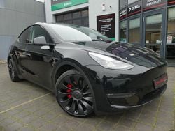 Schwarz (metallic) Gebraucht 2022 Tesla Model Y Performance SUV | 38.799 € (Fairer Preis)
