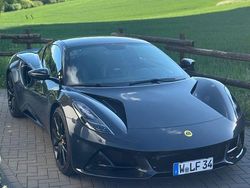 Grau Gebraucht 2023 Lotus Emira Coupé | 82.900 €