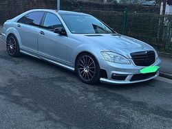 Silber Gebraucht 2006 Mercedes S500 AMG Limousine | 11.000 €