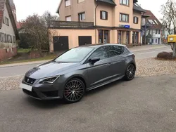 Grau Gebraucht 2016 Cupra Leon Limousine | 15.800 € (Fairer Preis)