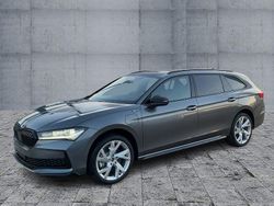 Grau Neu 2025 Skoda Superb SportLine Kombi | 50.470 € (Fairer Preis)